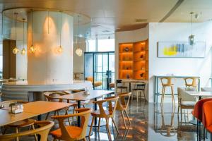 אזור ישיבה ב-Jingju Hotel Shenzhen
