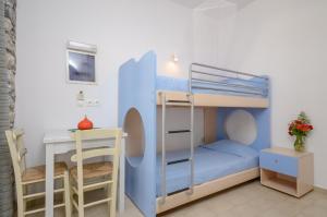 Gallery image of Victoria Studios & Apartments in Mikri Vigla