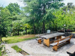 Κήπος έξω από το Apartment Kutlesa