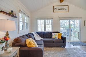Φωτογραφία από το άλμπουμ του Cozy Minnesota Cabin Stay with Sibley Lake Access! σε Pequot Lakes