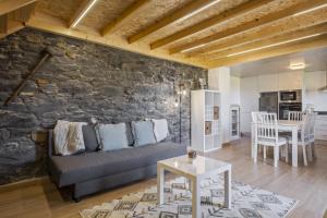 Køkken eller tekøkken på Mountain Retreat by Homie