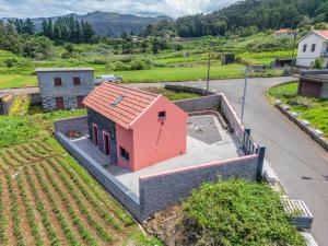 En generel udsigt til bjerge eller udsigt til bjerge taget fra feriehuset