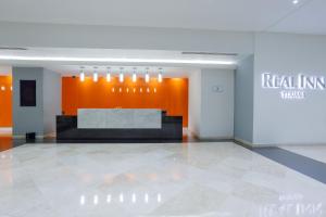 Vstupní hala nebo recepce v ubytování Real Inn Tijuana by Camino Real Hoteles