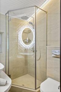 Koupelna v ubytování Green Luxury Villa + 22 fotografií