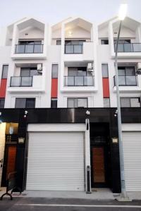 Tòa nhà nơi chỗ nghỉ nhà dân tọa lạc
