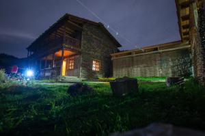 Zahrada ubytování Guest House Shina