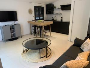 Η κουζίνα ή μικρή κουζίνα στο Maisonnette neuve en Provence