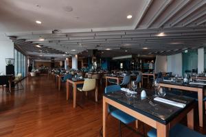 Restaurant o un lloc per menjar a Eurostars Queen of Montenegro
