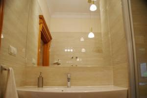 Kúpeľňa v ubytovaní Villa la Val, Karkonosze
