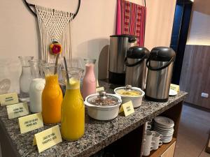 Set per la preparazione di tè e caffè presso El Tambo 1
