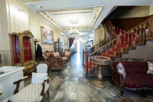 Ein Sitzbereich in der Unterkunft Solomon's Mansion Hotel Istanbul