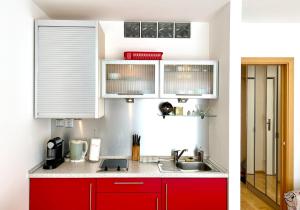 Köök või kööginurk majutusasutuses Apartmán u lesa, Srní 119