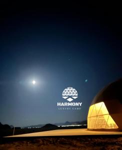 Certifikát, hodnocení, plakát nebo jiný dokument vystavený v ubytování Harmony Luxury Camp