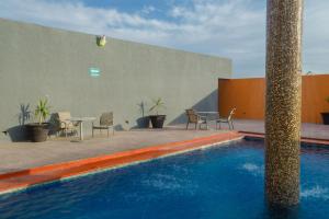 Bazén v ubytování Real Inn Ciudad Juarez by the USA Consulate nebo v jeho okolí
