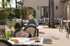 Bebidas em La Bastide de Biot