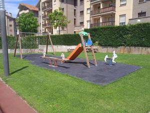 Herní místnost nebo prostor pro děti v ubytování Alquiler piso verano/invierno