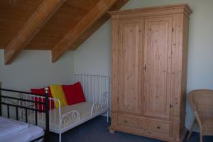 Postel nebo postele na pokoji v ubytování BurgenLandhaus