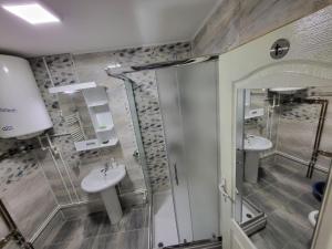 Koupelna v ubytování Miselin Apartmani