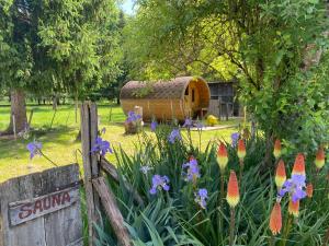 Zahrada ubytování Camping La Ferme de Perdigat
