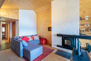 Posezení v ubytování Superbe appartement, en 2 parties, au centre d'Anzère