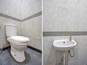 2 Bilder eines Badezimmers mit WC und Waschbecken in der Unterkunft OYO Life 92773 Griya Trubus Syariah in Tuban