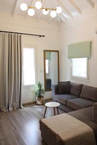 Φωτογραφία από το άλμπουμ του Theane blue -Private outdoor parking on site στην Καβάλα +13 φωτογραφίες