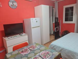 A kitchen or kitchenette at Vivienda Perez Martin