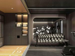 Fitness centrum a/nebo fitness zařízení v ubytování ibis Surabaya Tidar