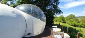 Fotografija u galeriji objekta Sleep in a bubble u gradu Wanze