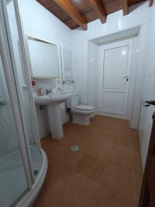 Ένα μπάνιο στο Casa Pepa de Enrique
