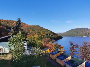 Gallery image of Knotty Pine Ocean Front Suite - Adults Only in Ingonish Beach +86 photos