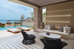 Bassein majutusasutuses W Costa Navarino või selle lähedal