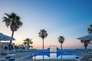 Gallery image of Thalasses in Adelianos Kampos
