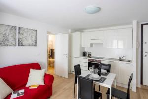 Η κουζίνα ή μικρή κουζίνα στο Luxury Appartament Piazza Roma