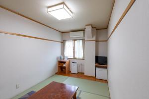 天然温泉白川郷の湯にあるキッチンまたは簡易キッチン