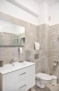Ванная комната в Excelsior Apartaments Mamaia Nord