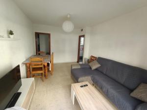 Zdjęcie z galerii obiektu Apartamento cerca de La Caleta w Kadyksie