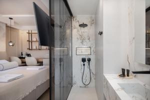 Luxury rooms Le Prestige Few Minutes from Split's Iconic Waterfront的一间浴室