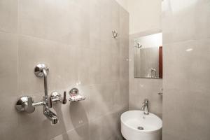 Koupelna v ubytování Kwabahal Boutique Hostel + 37 fotografií