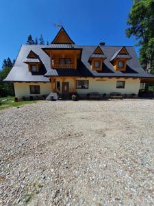 Budova, v ktorej sa vila nachádza
