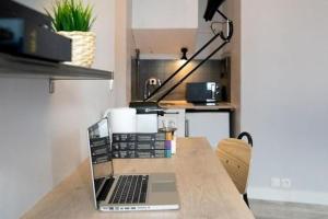Kuchyňa alebo kuchynka v ubytovaní Le Studio Cocooning