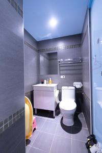 Ένα μπάνιο στο Fun Kids B&B