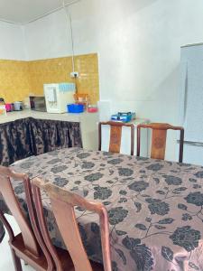 Η κουζίνα ή μικρή κουζίνα στο ELLY HOMESTAY