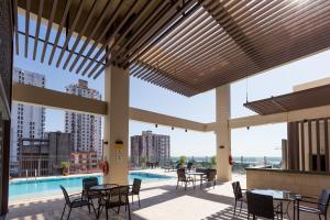 Bazén v ubytování Crowne Plaza Asunción by IHG nebo v jeho okolí