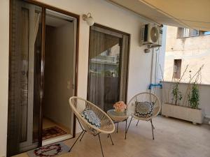 Balkon lub taras w obiekcie ZEN Neapoli Penthouse Apartment