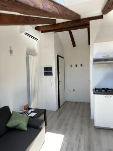 Η κουζίνα ή μικρή κουζίνα στο CasaNico