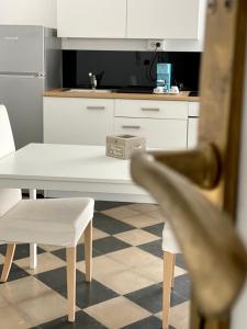 Kuchyň nebo kuchyňský kout v ubytování Casa Campanile - Manfredi Homes & Villas