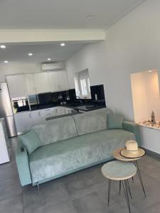 Kuchyň nebo kuchyňský kout v ubytování Seafront Apartment