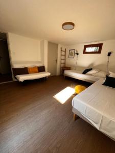 Кровать или кровати в номере LA BOHÊME by K6 Conciergerie Villas