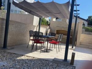 Balkón nebo terasa v ubytování Holiday apartment in Punat with terrace, air conditioning, WiFi, washing machine 4534-3